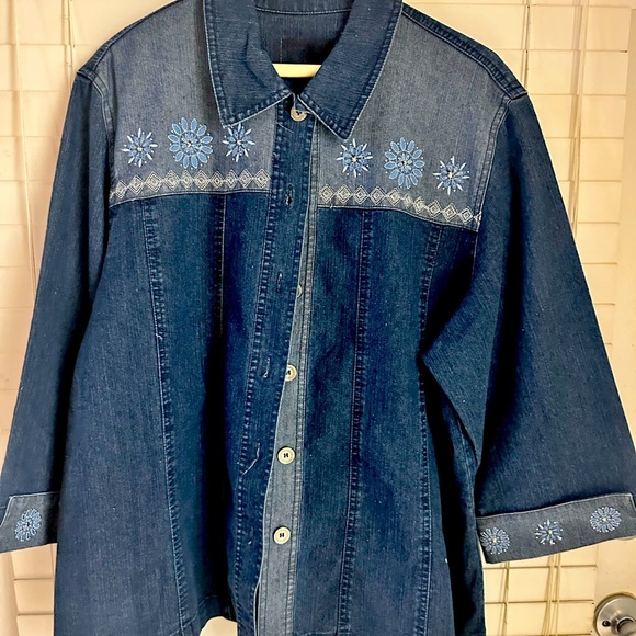 Embroidered Denim Jacket - Picture 2 of 4